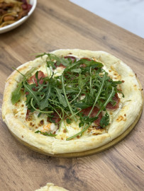 Фирменная пицца UMAR